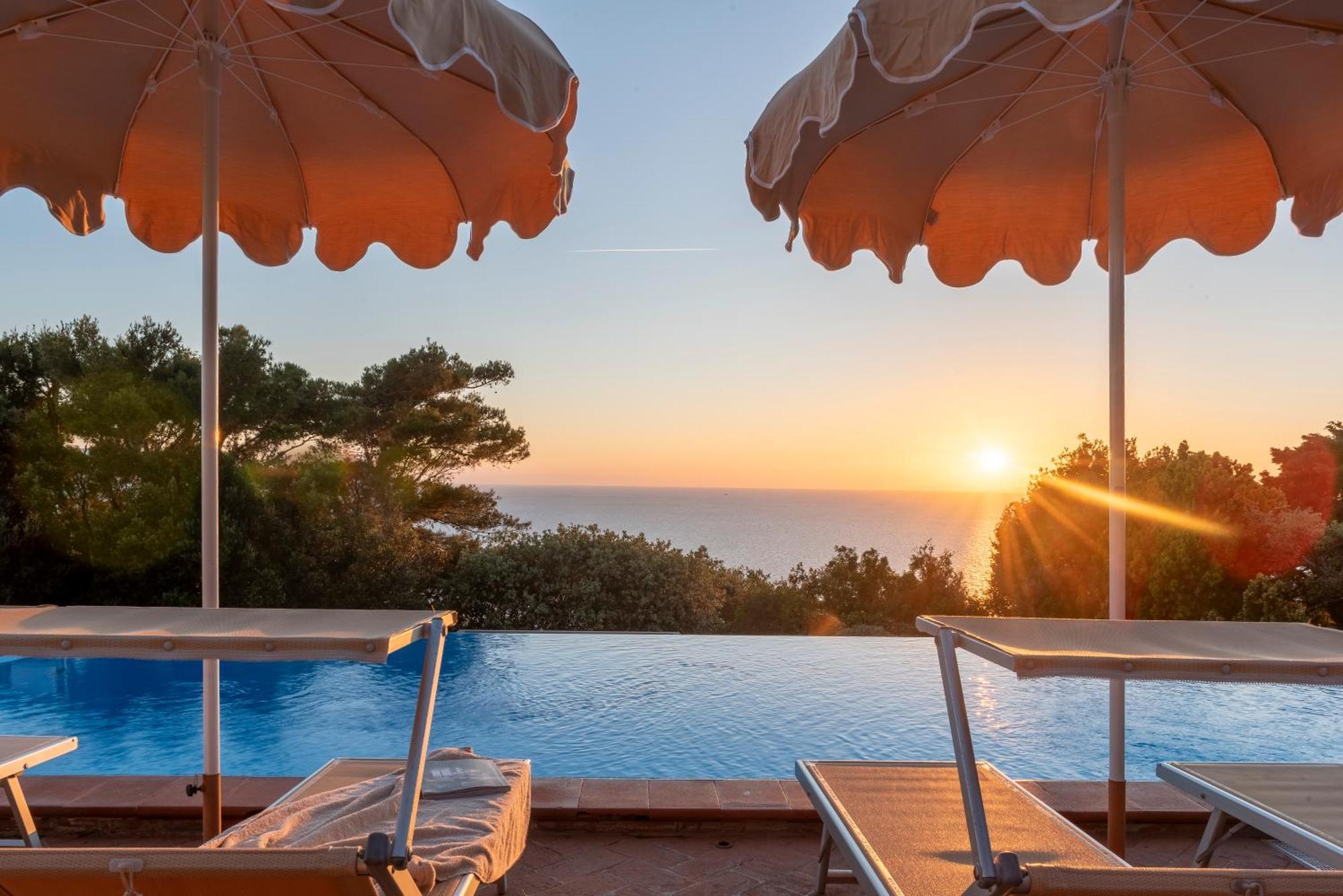 Boutique Hotel Torre Di Cala Piccola Porto Santo Stefano  Eksteriør billede